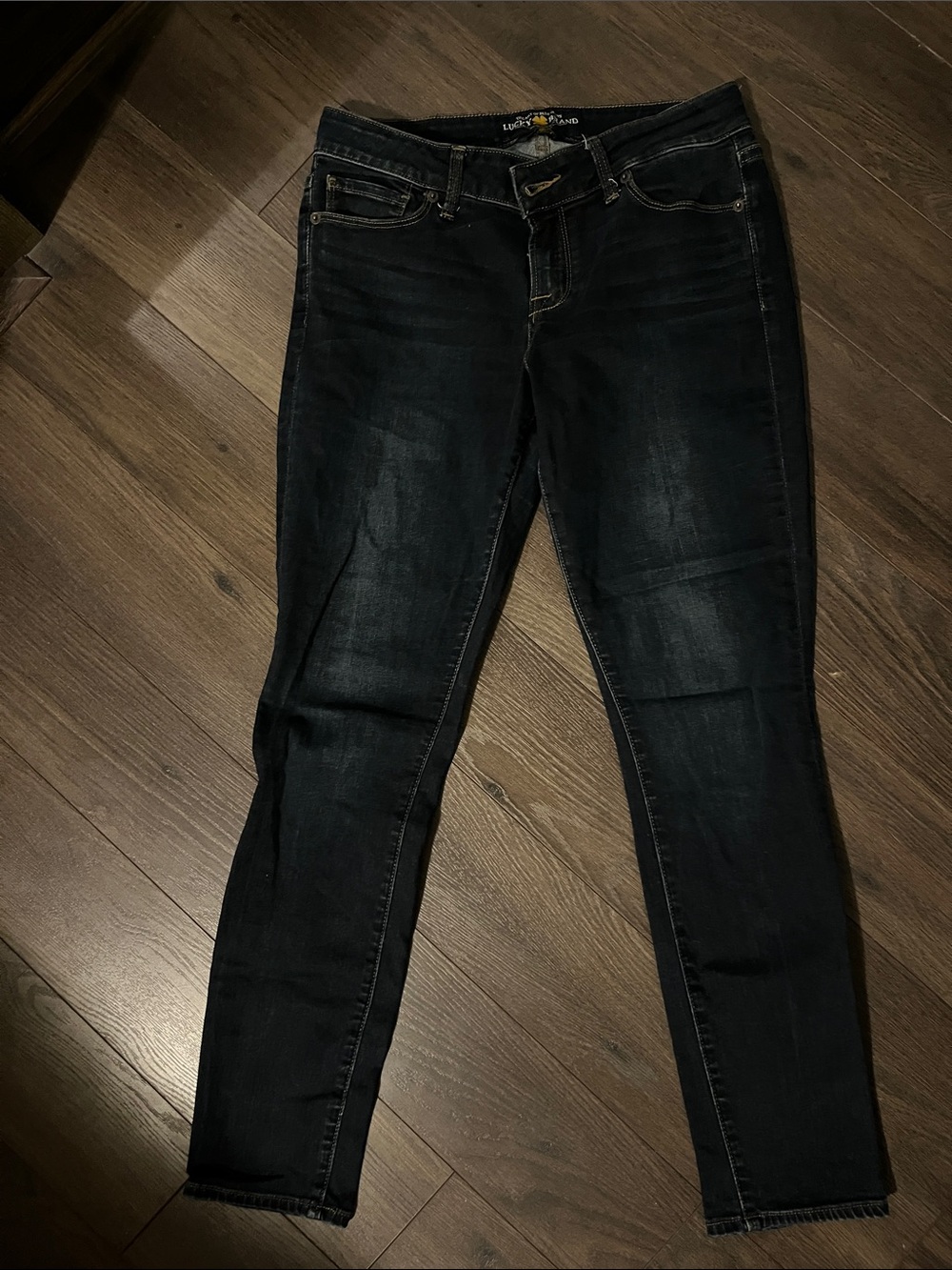 Lucky Brand Women's Black Skinny Jeans with Subtle Fading